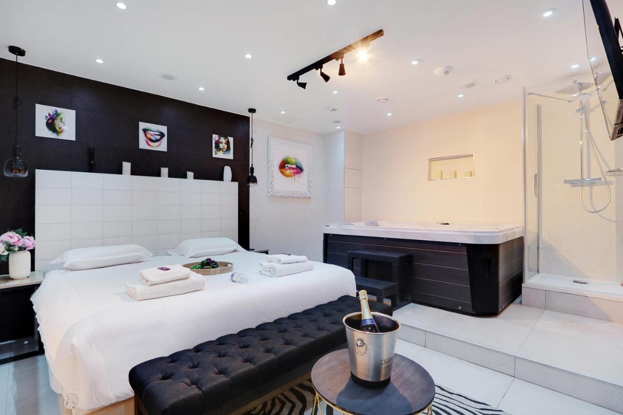 Residence Rochechouart Paris Exterior photo